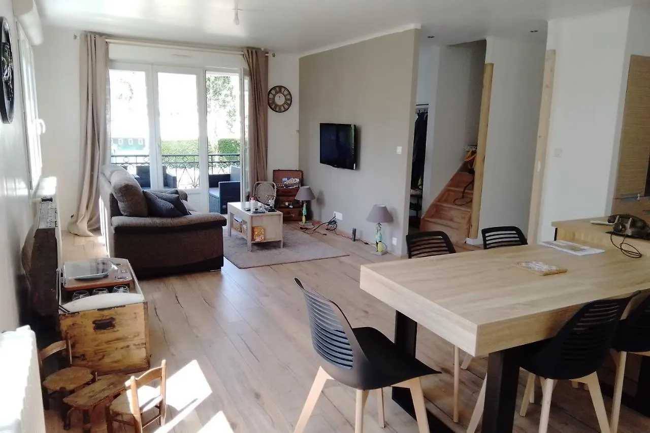 Holiday home Spacious And Cosy 80 M House Located In Sene France